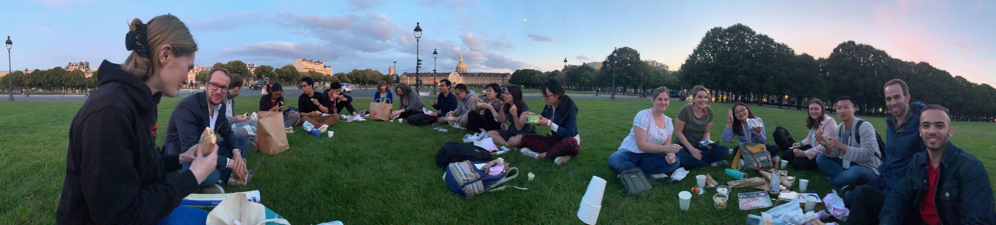 Aside from science, we had a great gathering picnic in front of the Invalides with Dr. Emma MacPherson's group from Warwick, UK, and our friends from Syracuse, US.